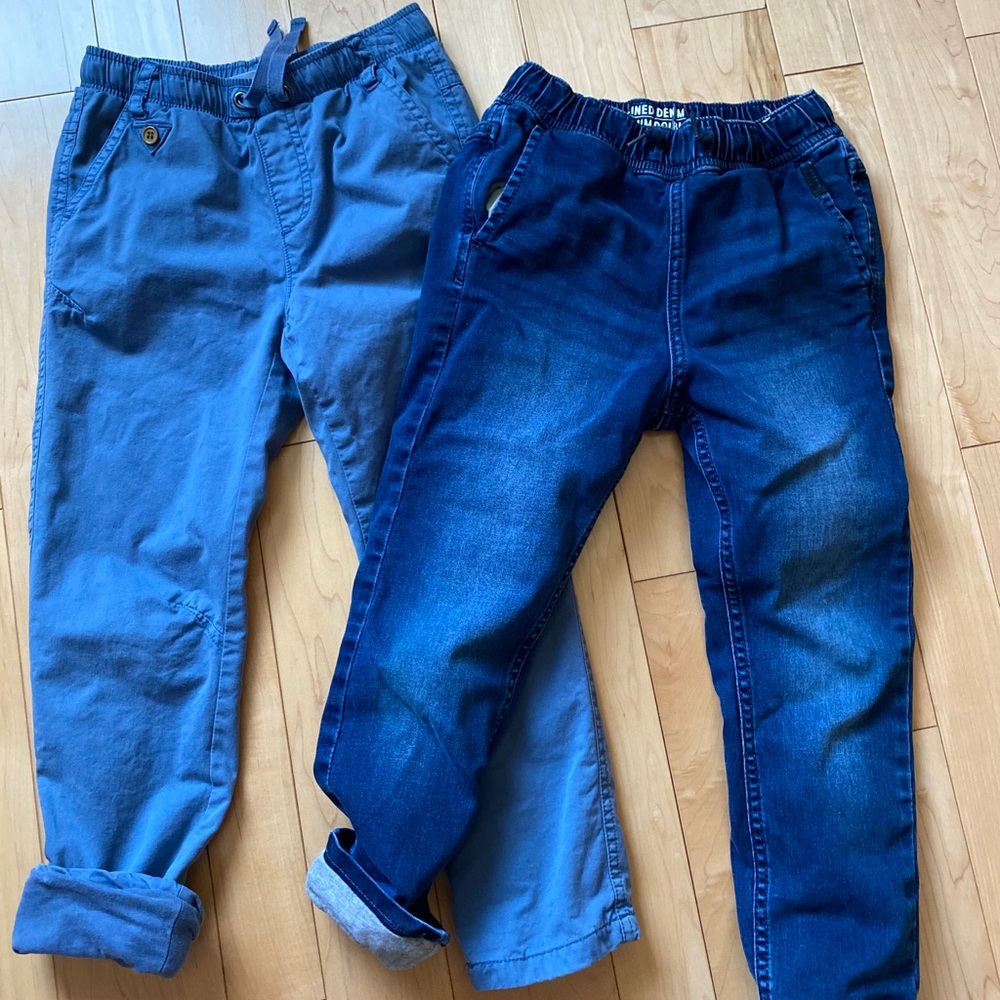 Pair Boys pants with warm padding